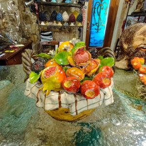 Cesto con frutta