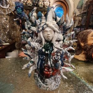 Testa Medusa con trinacria